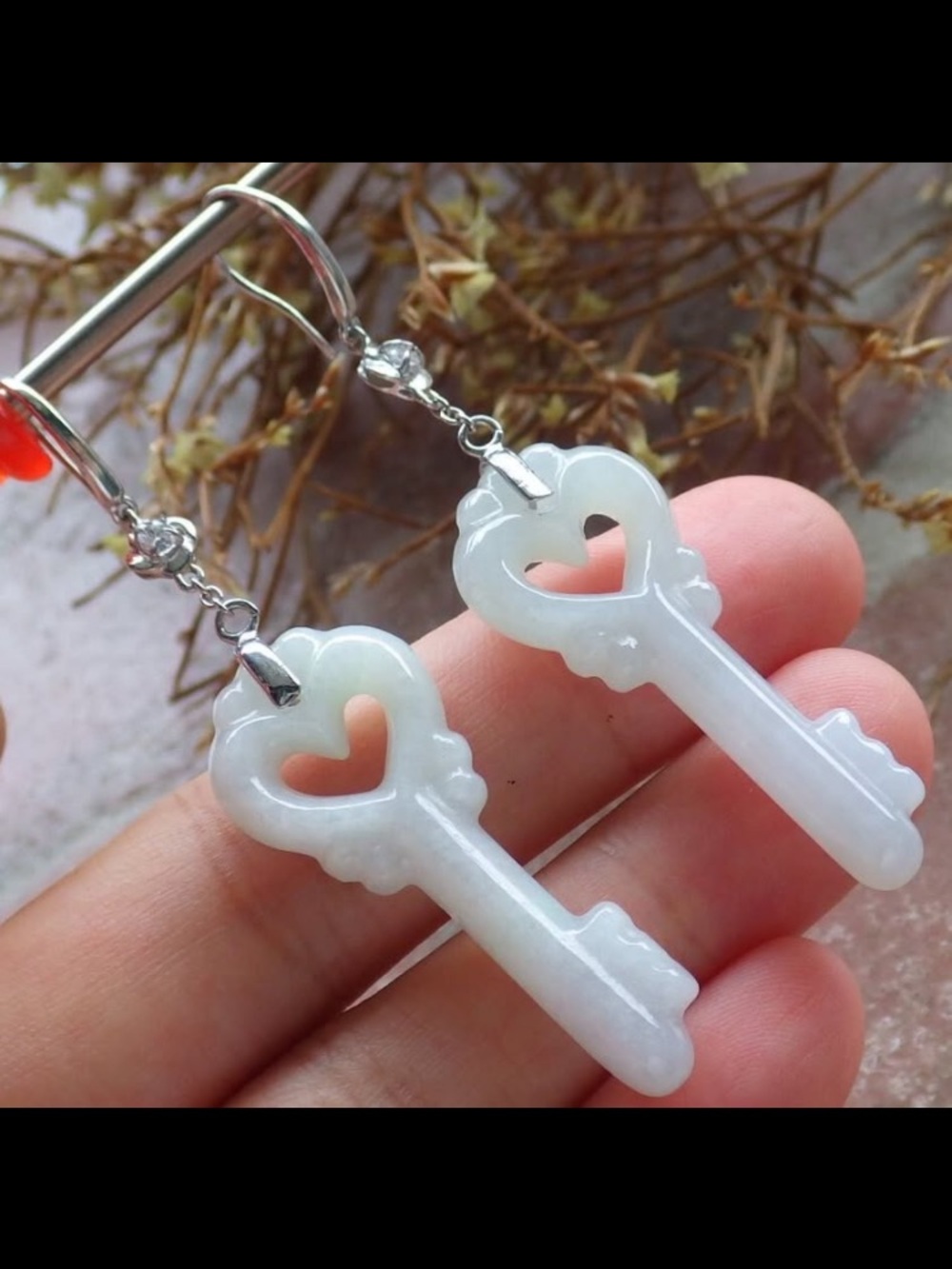 Sterling silver 925 dangle earring heart key jadeite jade certificate